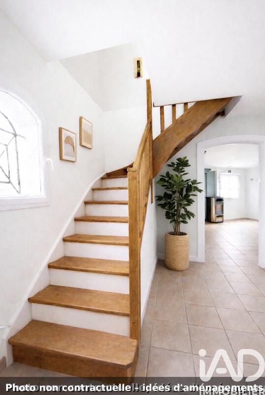 Maison - 199 m² - 9 pièces