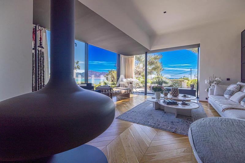 Villa - 250 m² - 5 pièces