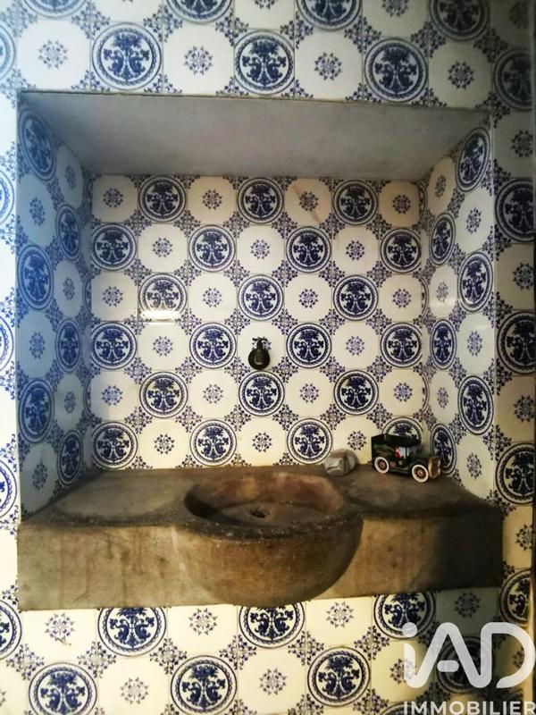 Maison - 262 m² - 8 pièces