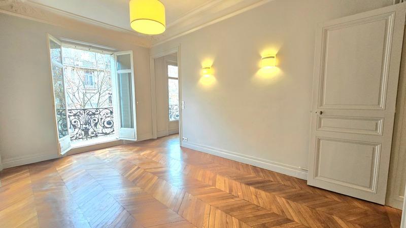 Appartement - 166 m² - 5 pièces