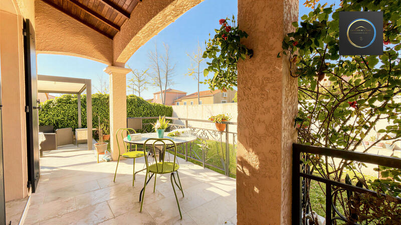 Maison - 94 m² - 4 pièces