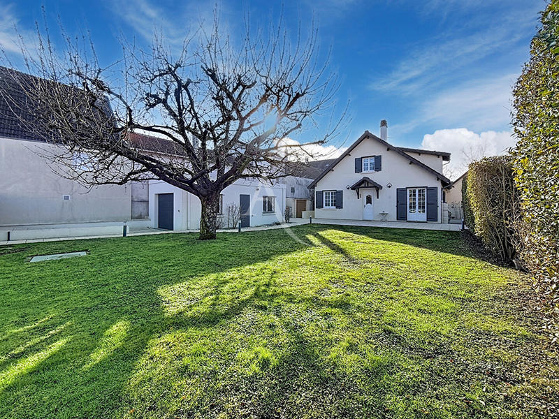 Maison - 125 m² - 5 pièces