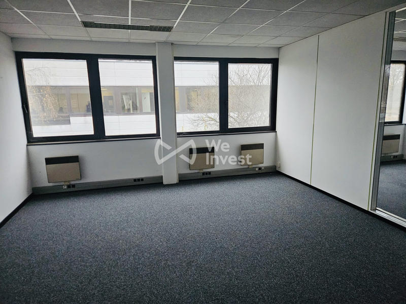 Bureau - 142 m²