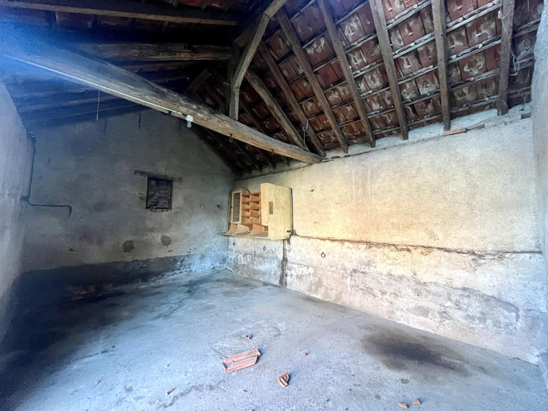 Propriété - 330 m² - 12 pièces