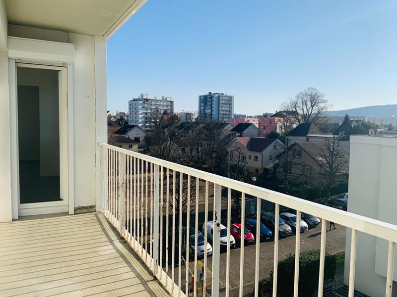 Appartement - 95 m² - 4 pièces