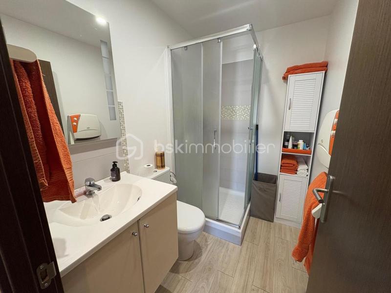 Local d'activité / Entrepôt - 88 m² - 4 pièces