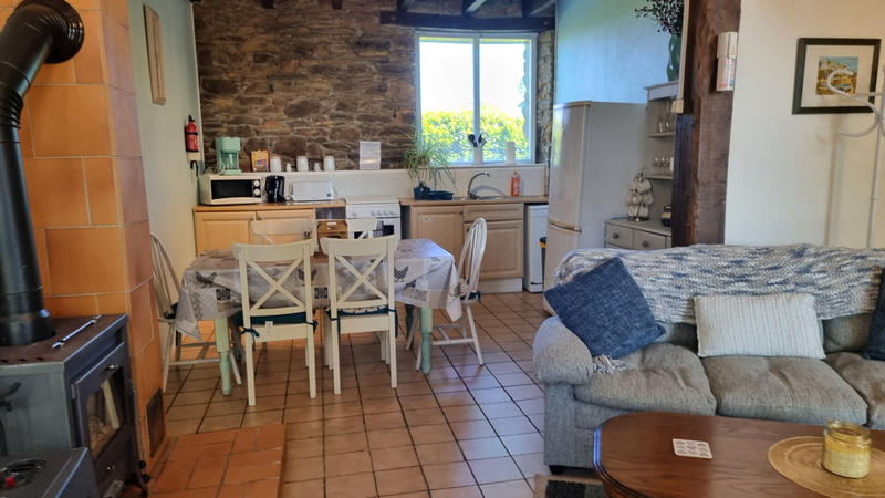 Maison - 241 m² - 12 pièces