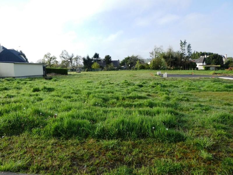 Terrain constructible - 674 m²