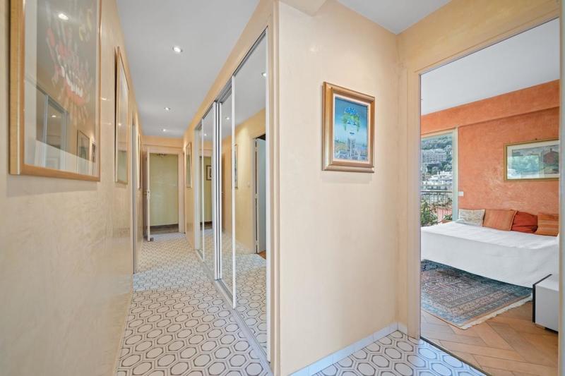 Appartement - 122 m² - 5 pièces