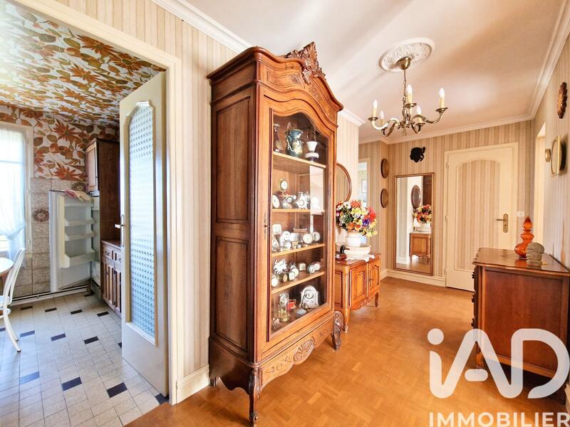 Maison - 157 m² - 7 pièces