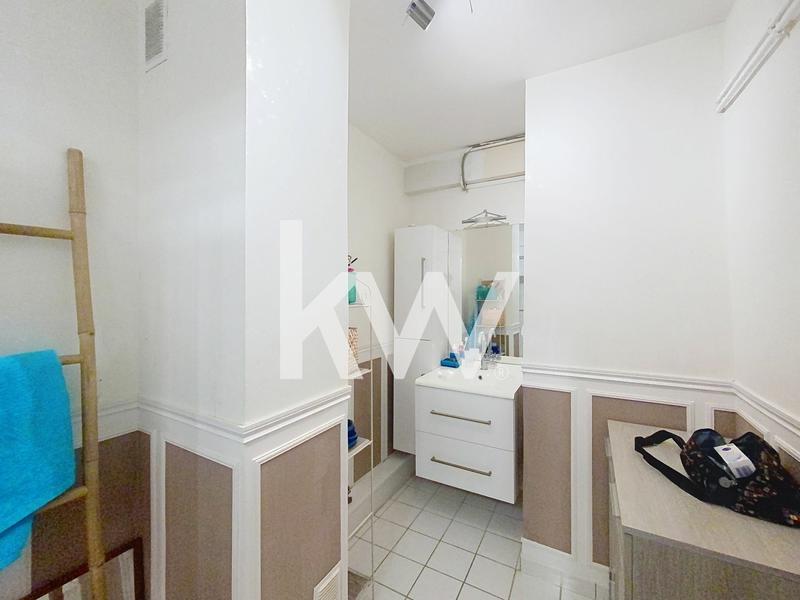 Appartement - 81 m² - 4 pièces