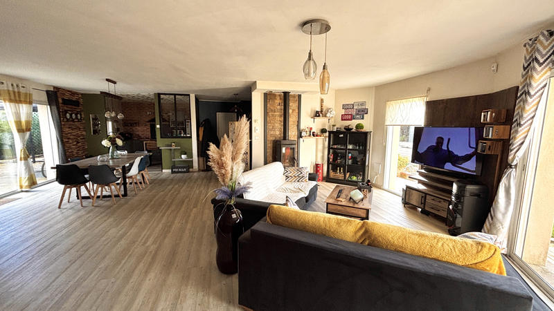 Maison - 137 m² - 5 pièces