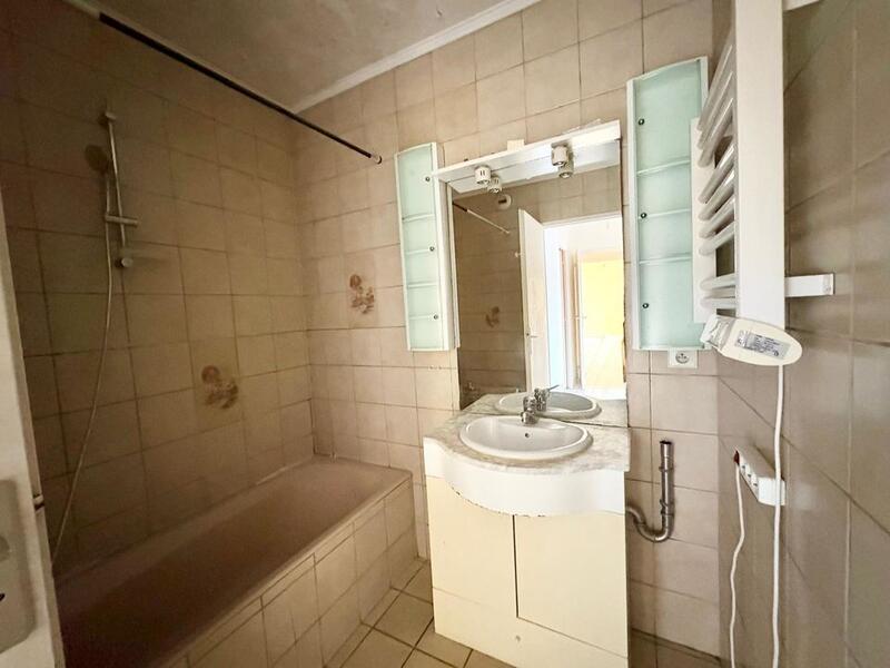 Appartement - 82 m² - 3 pièces