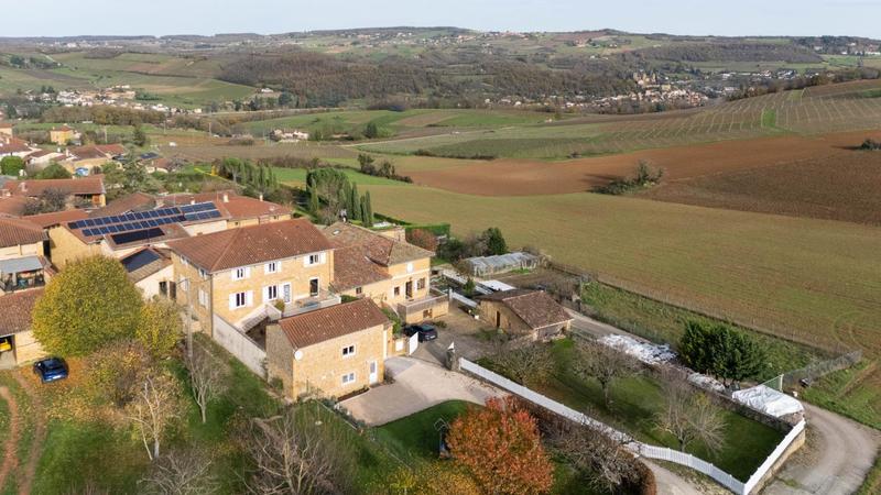 Demeure - 198 m² - 7 pièces