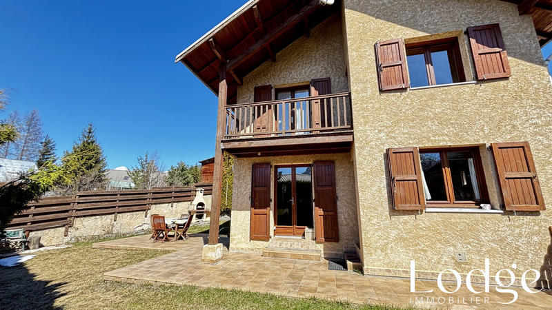 Maison - 110 m² - 5 pièces