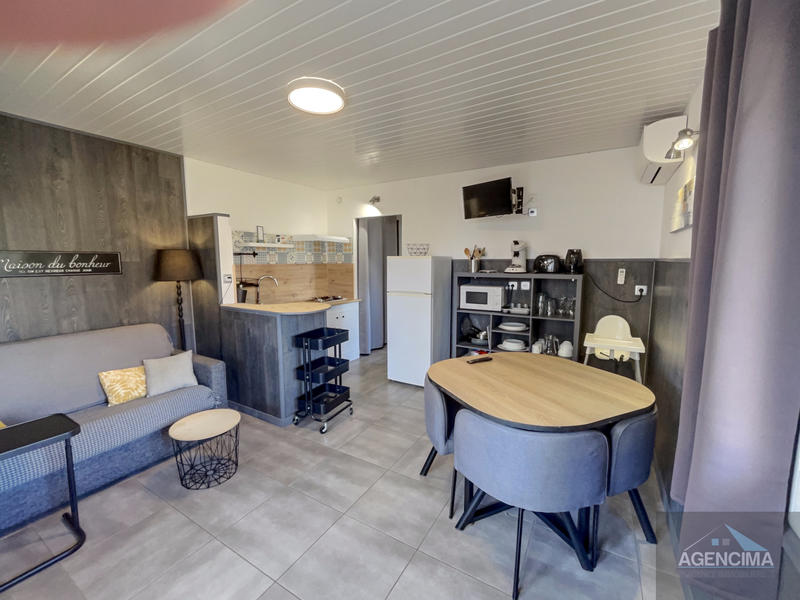 Maison - 319 m² - 20 pièces