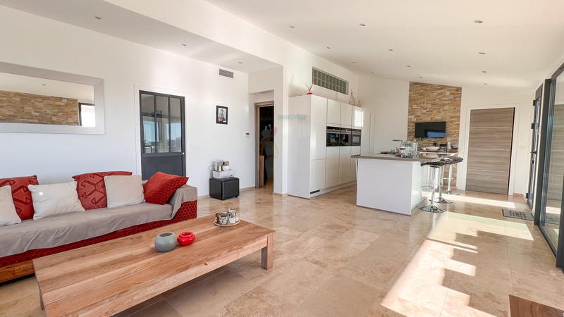 Maison - 84 m² - 4 pièces