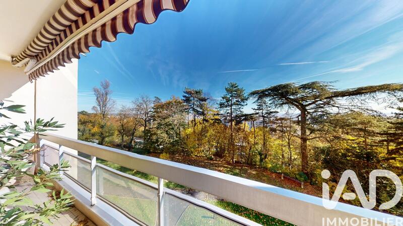 Appartement - 147 m² - 6 pièces