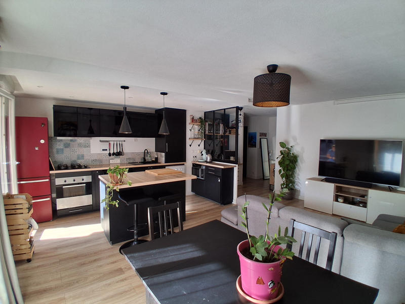 Appartement - 70 m² - 3 pièces