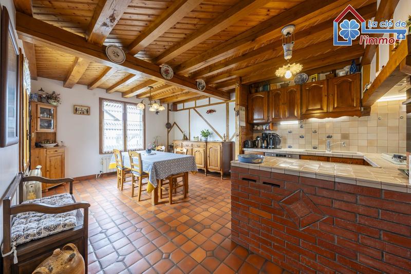 Maison - 155 m² - 8 pièces