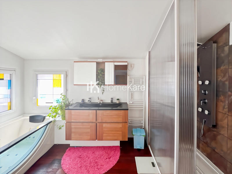 Maison - 130 m² - 5 pièces