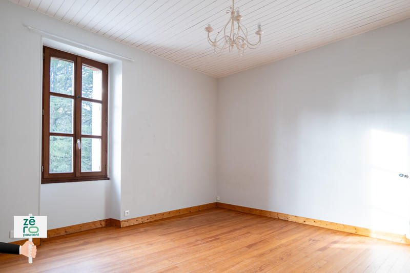 Maison - 181 m² - 6 pièces