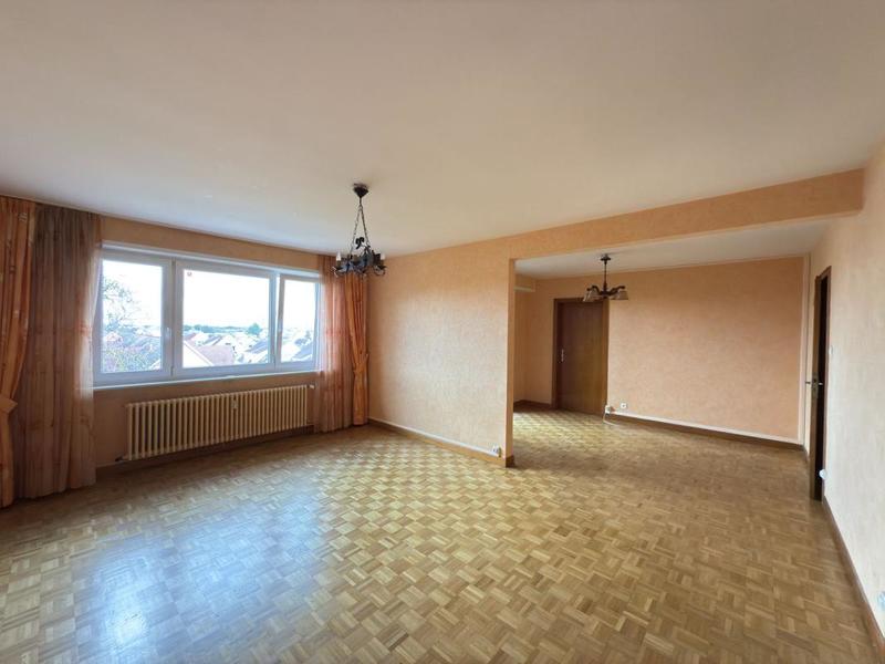 Appartement - 97 m² - 5 pièces