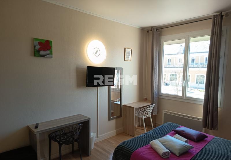 Local commercial - 645 m²