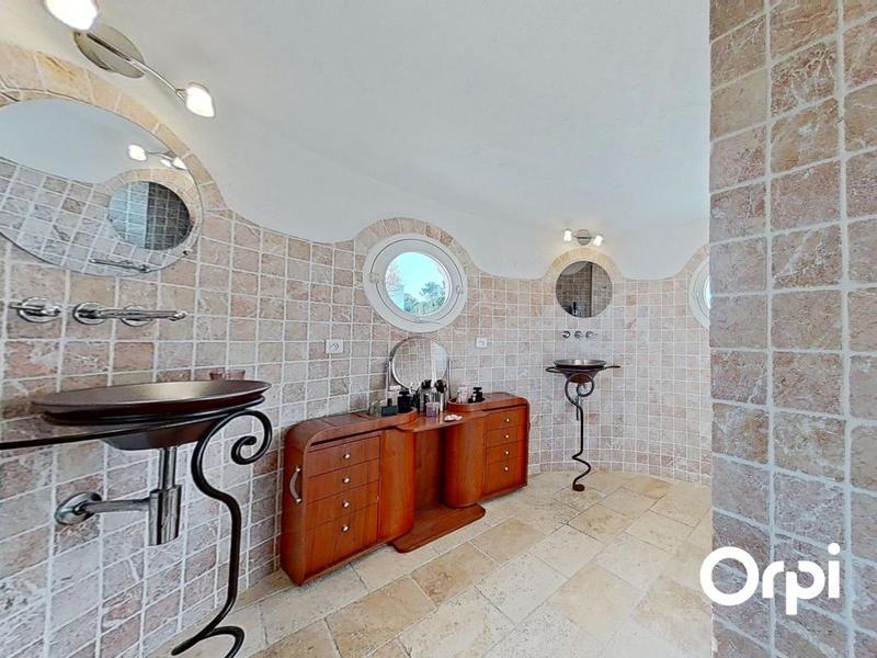 Maison - 173 m² - 5 pièces