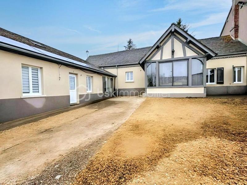 Maison - 160 m² - 8 pièces