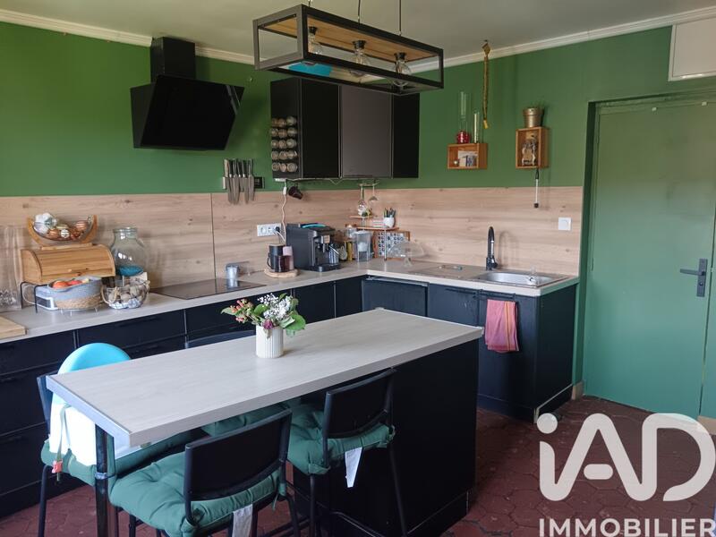 Maison - 92 m² - 4 pièces