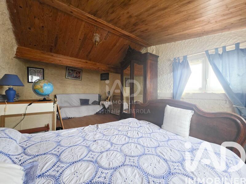 Maison - 97 m² - 3 pièces