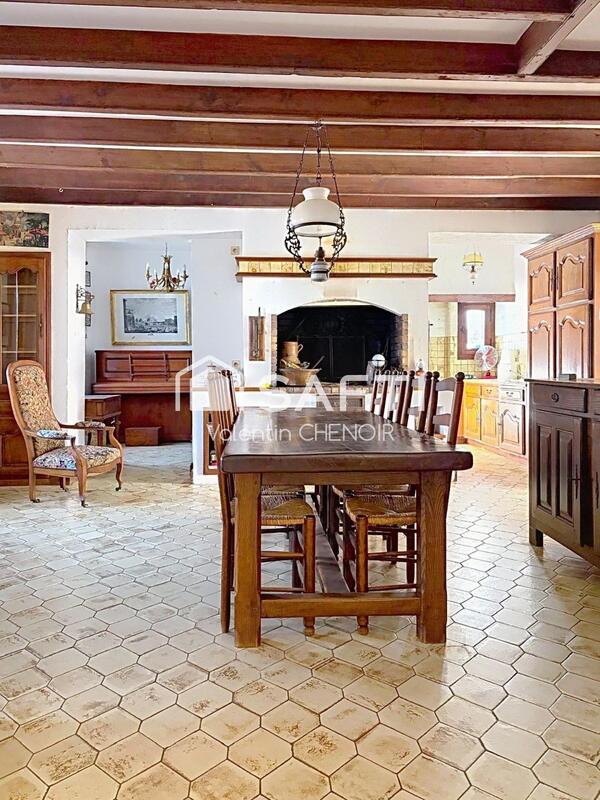 Maison - 182 m² - 5 pièces