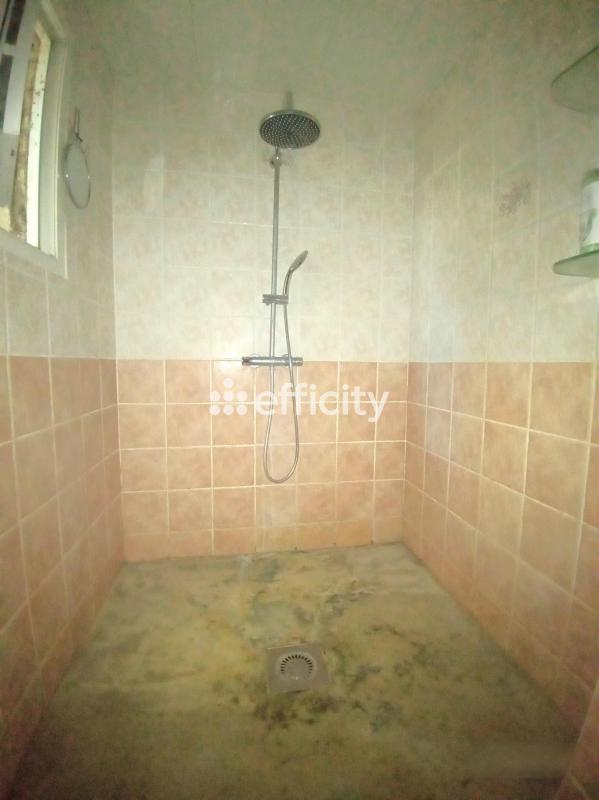 Mas - 215 m² - 9 pièces