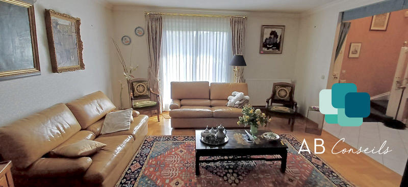 Maison - 180 m² - 7 pièces