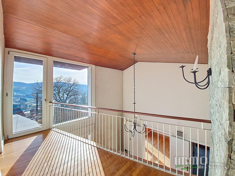 Maison - 205 m² - 11 pièces