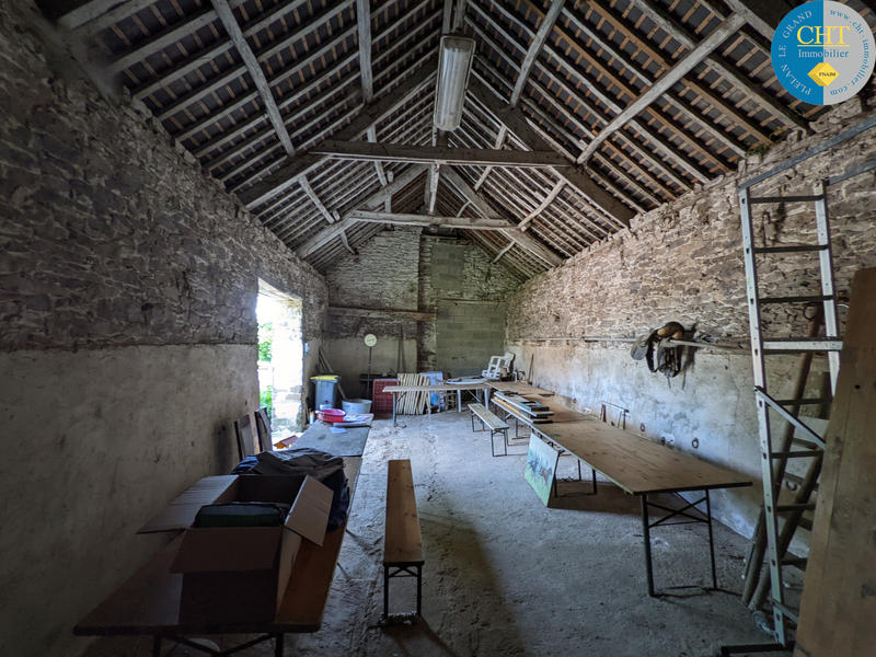 Maison - 228 m² - 12 pièces