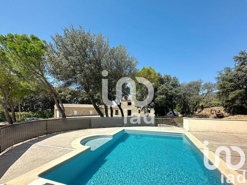 Maison - 203 m² - 7 pièces