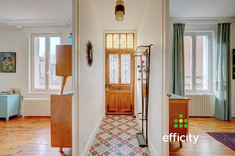 Maison - 102 m² - 5 pièces