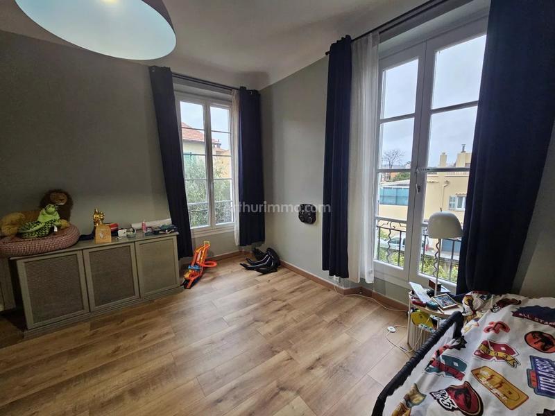 Maison - 315 m² - 10 pièces