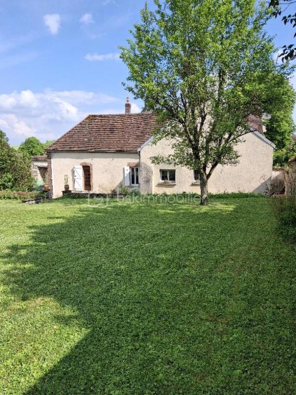 Maison ancienne - 126 m² - 3 pièces