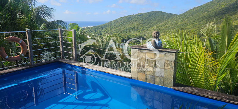 Maison - 93 m² - 4 pièces