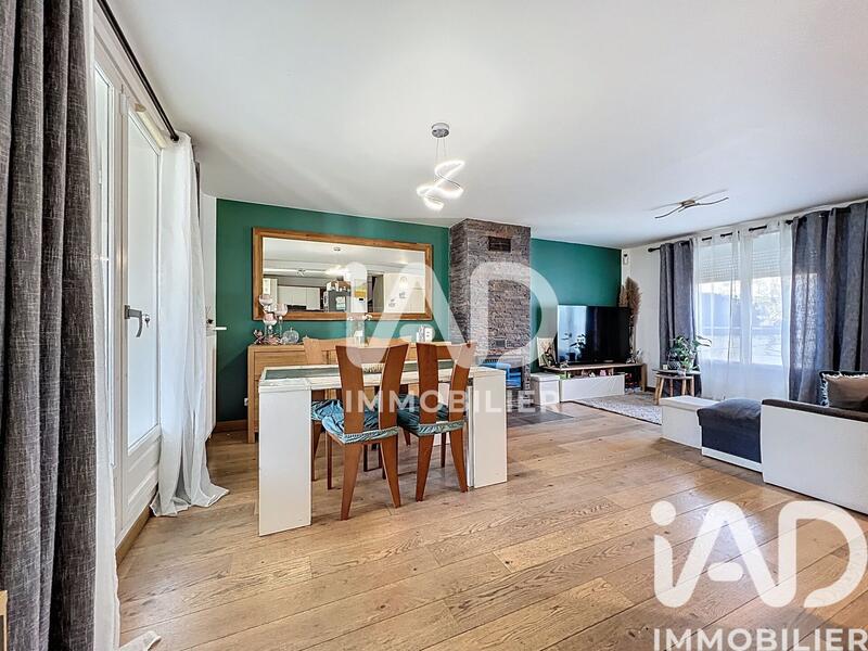 Maison - 98 m² - 5 pièces