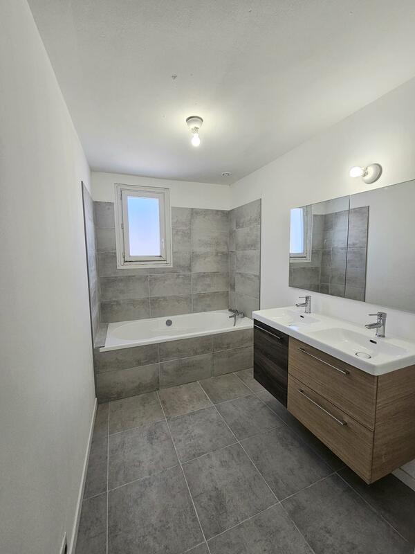 Maison - 141 m² - 7 pièces