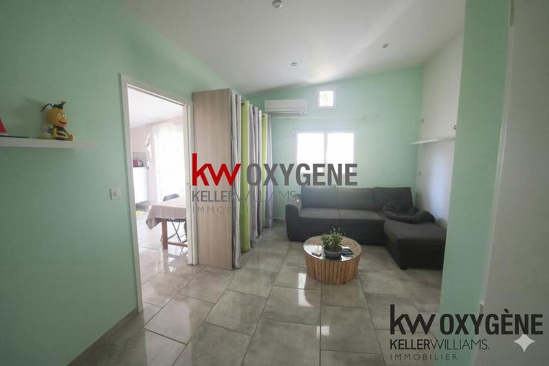 Maison - 215 m² - 9 pièces