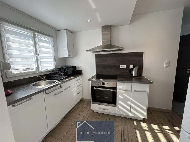 Propriété - 355 m² - 9 pièces