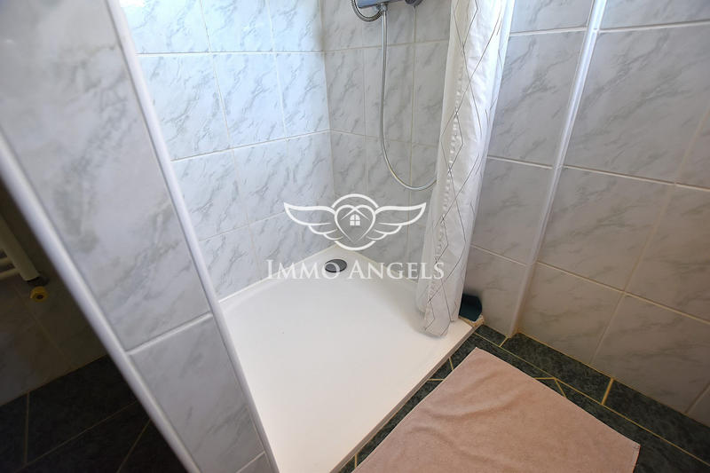 Villa - 206 m² - 9 pièces