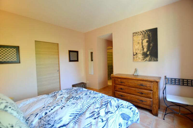 Villa - 200 m² - 9 pièces