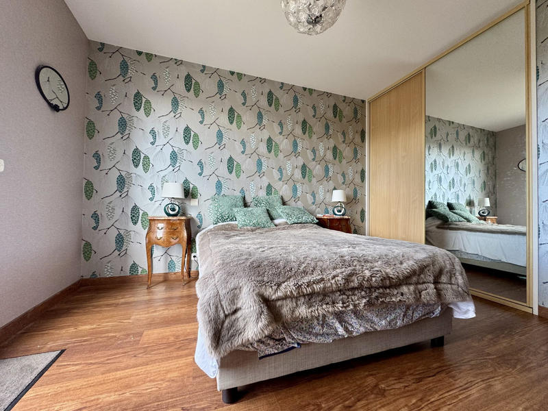 Appartement - 90 m² - 3 pièces