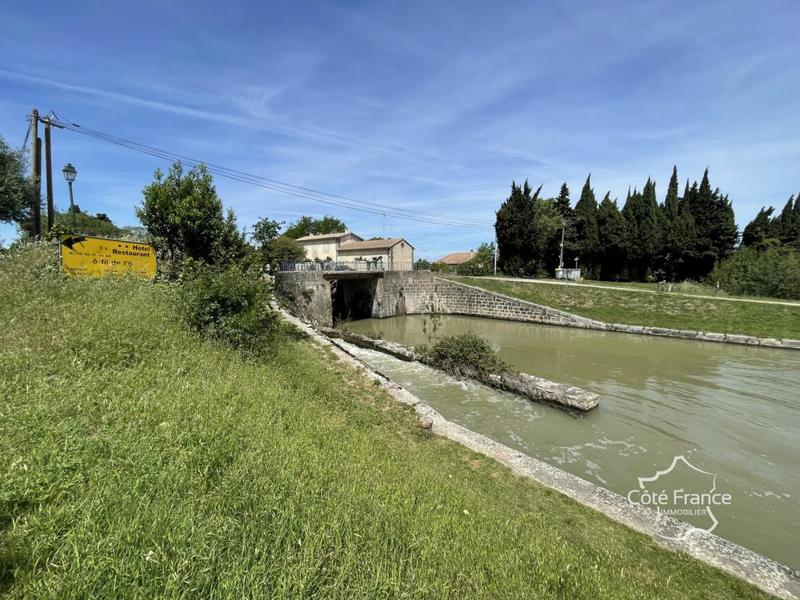 Local d'activité / Entrepôt - 380 m²